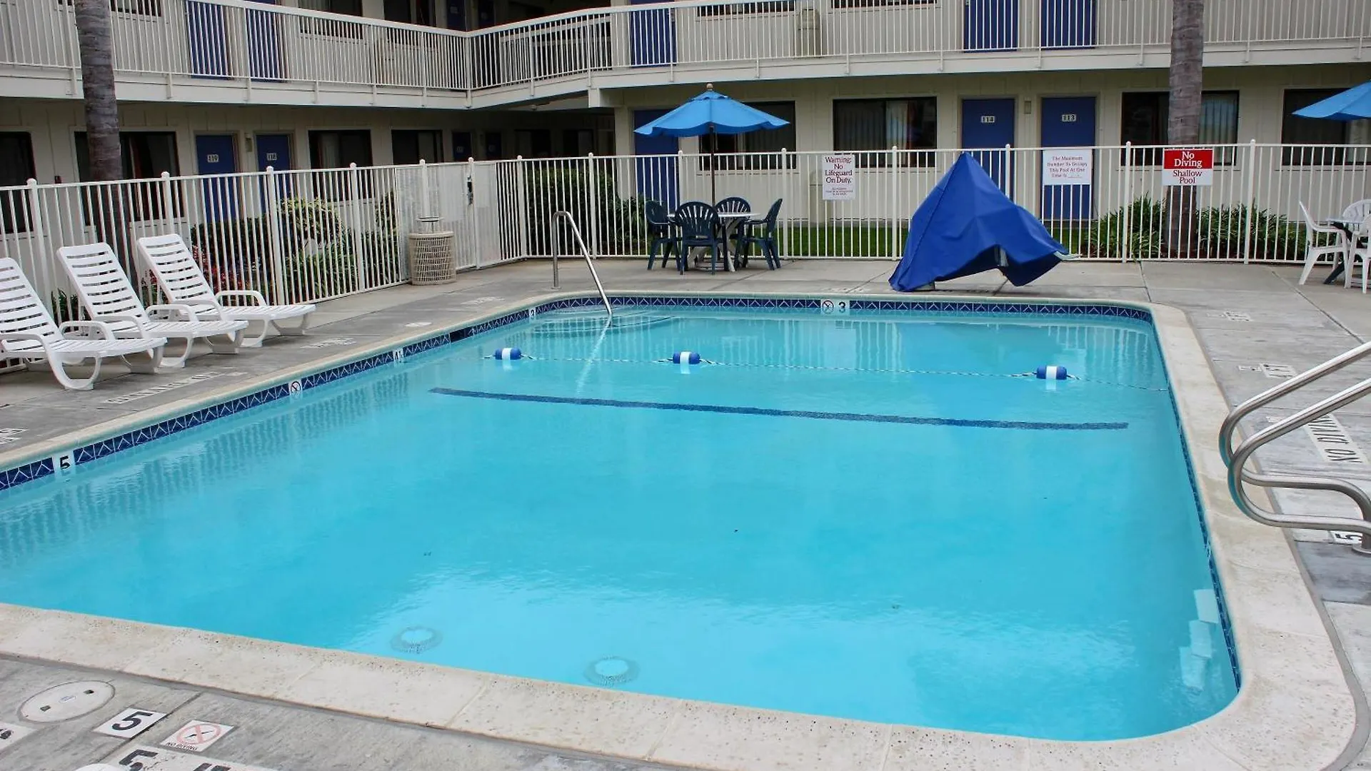 4 Romantic Hotels Close to Margo Dodd Park, Pismo Beach