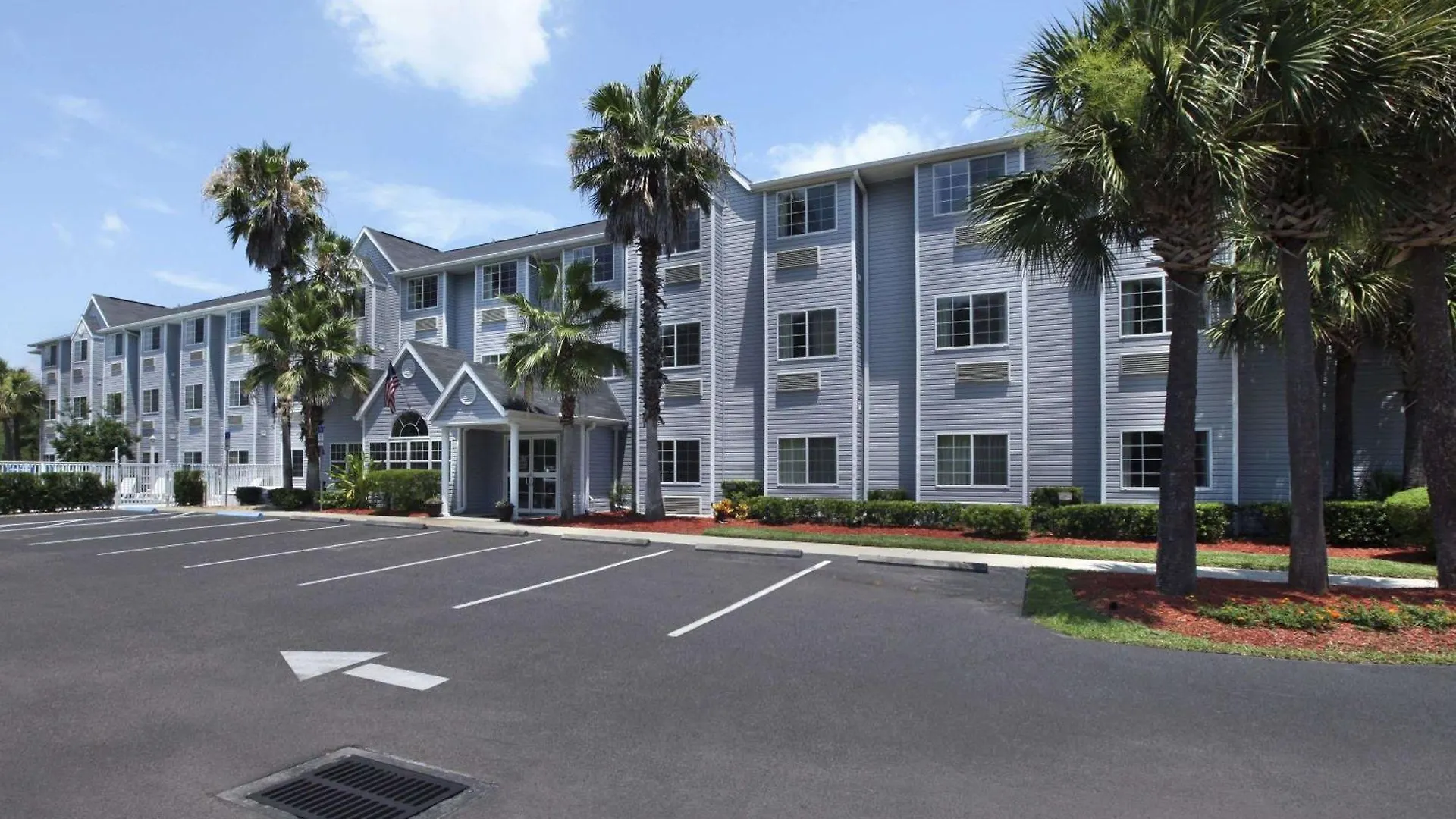 Where to Stay in Florida: 4 Best Microtel by Wyndham Hotels